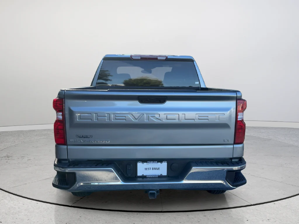 Used 2025 Gray Chevrolet LT image 7