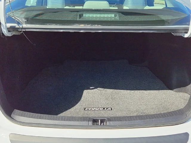 Certified Used 2022 White Toyota LE image 12