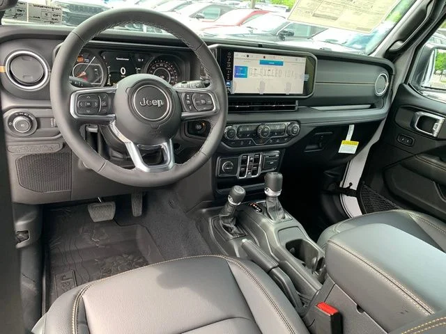 New 2026 Bright White Clearcoat Jeep Sahara image 15