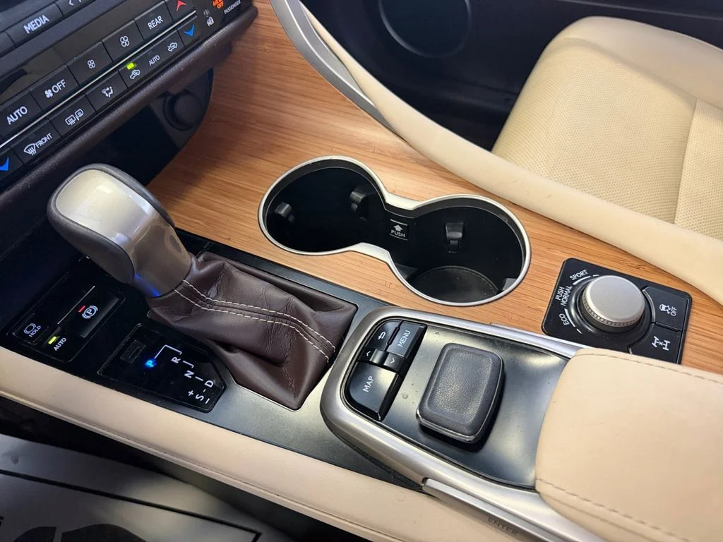 Used 2019 Beige Lexus 350L image 34