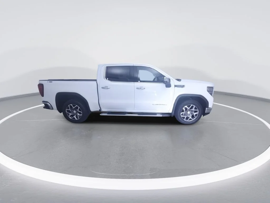 Certified Used 2022 White GMC SLT image 2