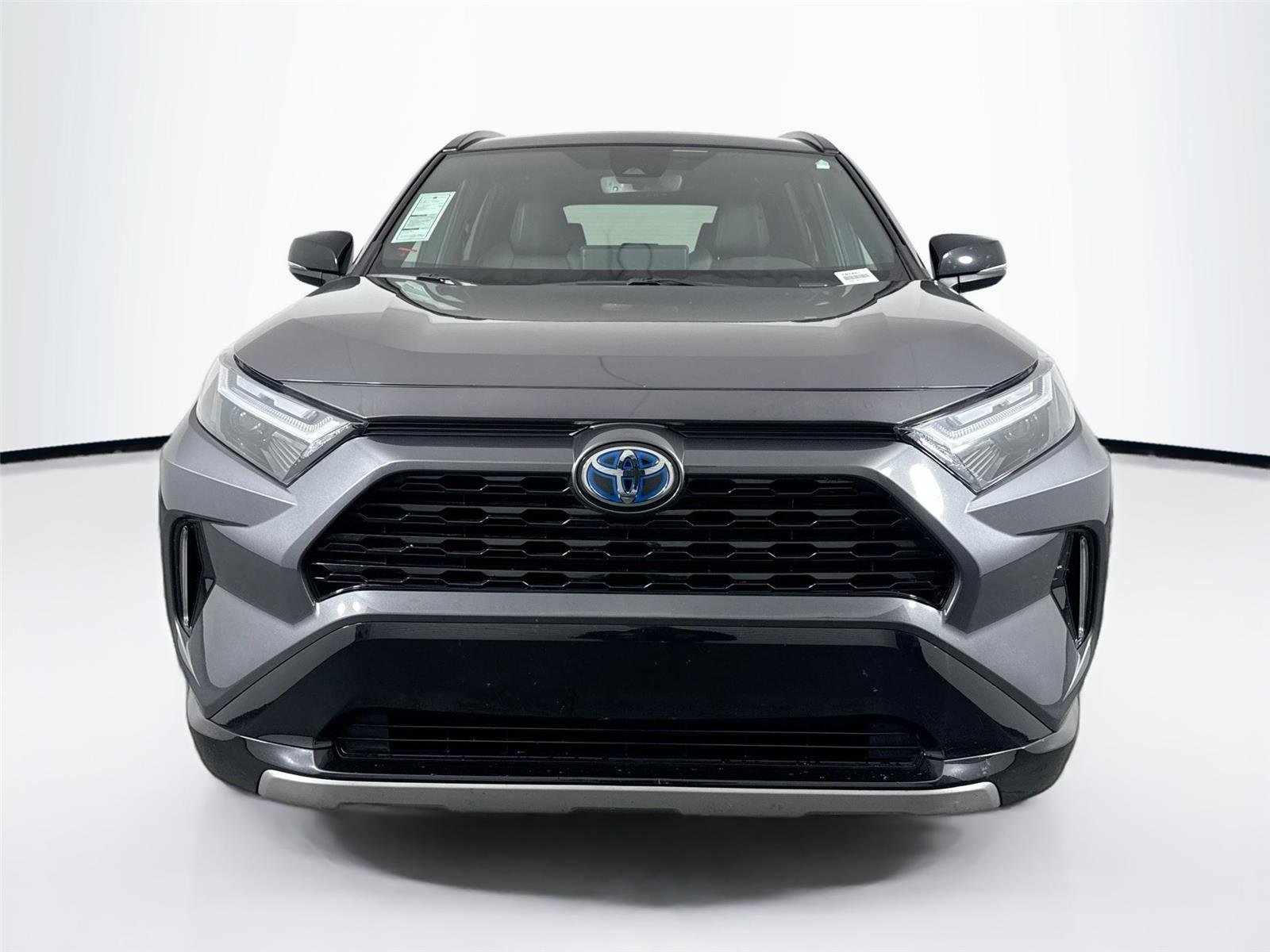 Used 2024 Magnetic Gray Metallic/Midnight Black Metallic Toyota Hybrid XSE image 9