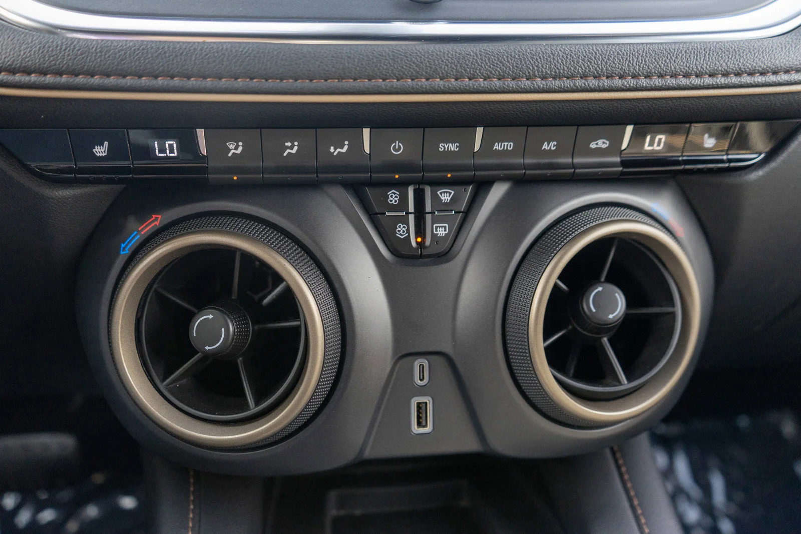 Used 2024 Black Chevrolet Premier image 21