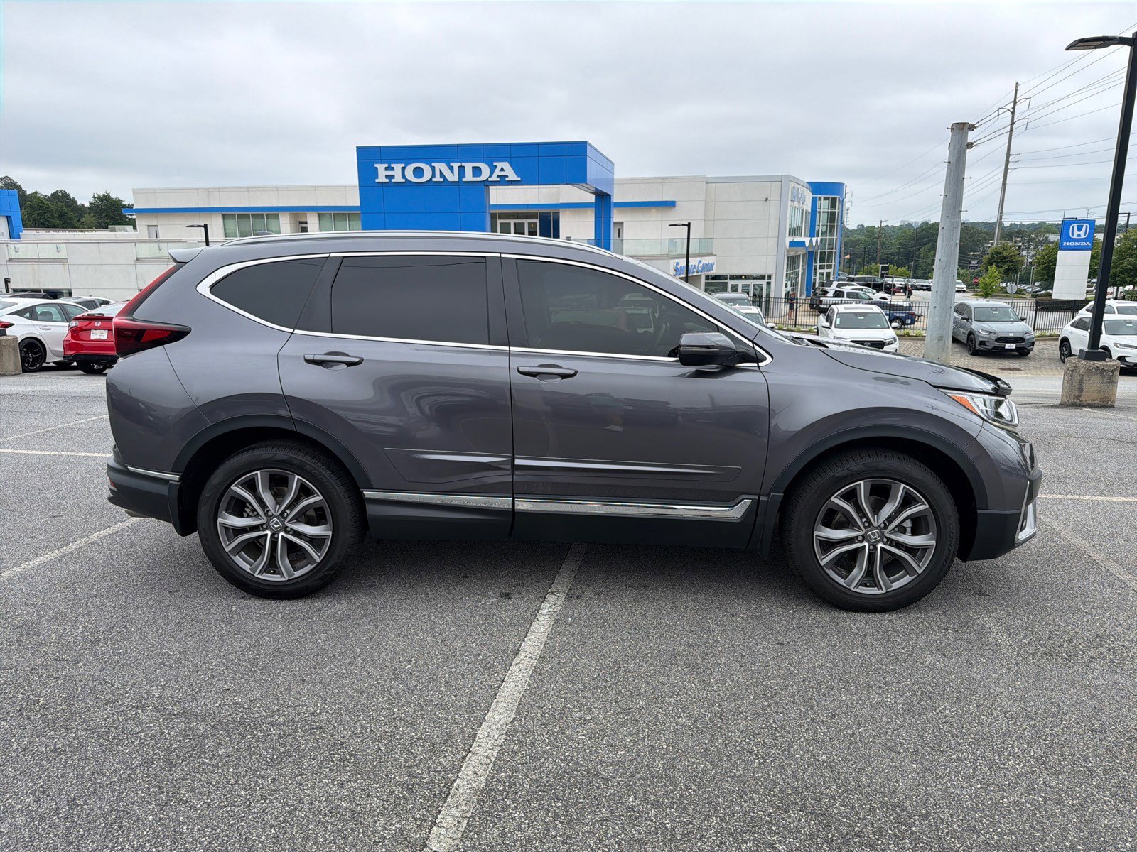 Used 2022 Modern Steel Metallic Honda Touring image 10