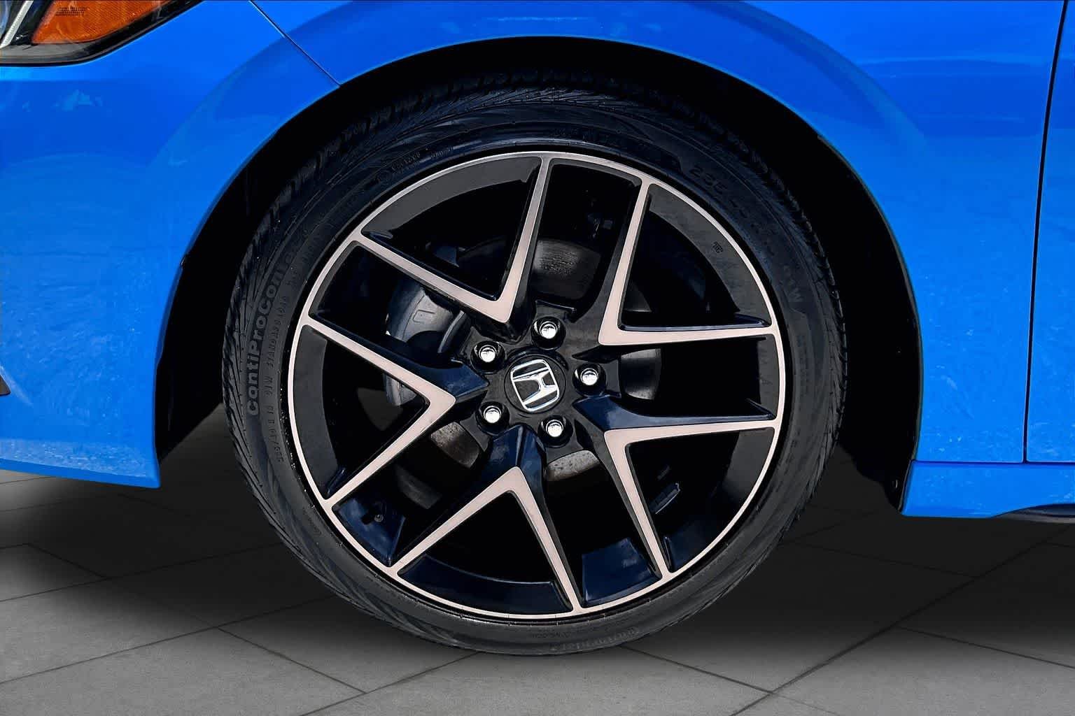 Used 2024 Boost Blue Pearl Honda Sport Touring image 11