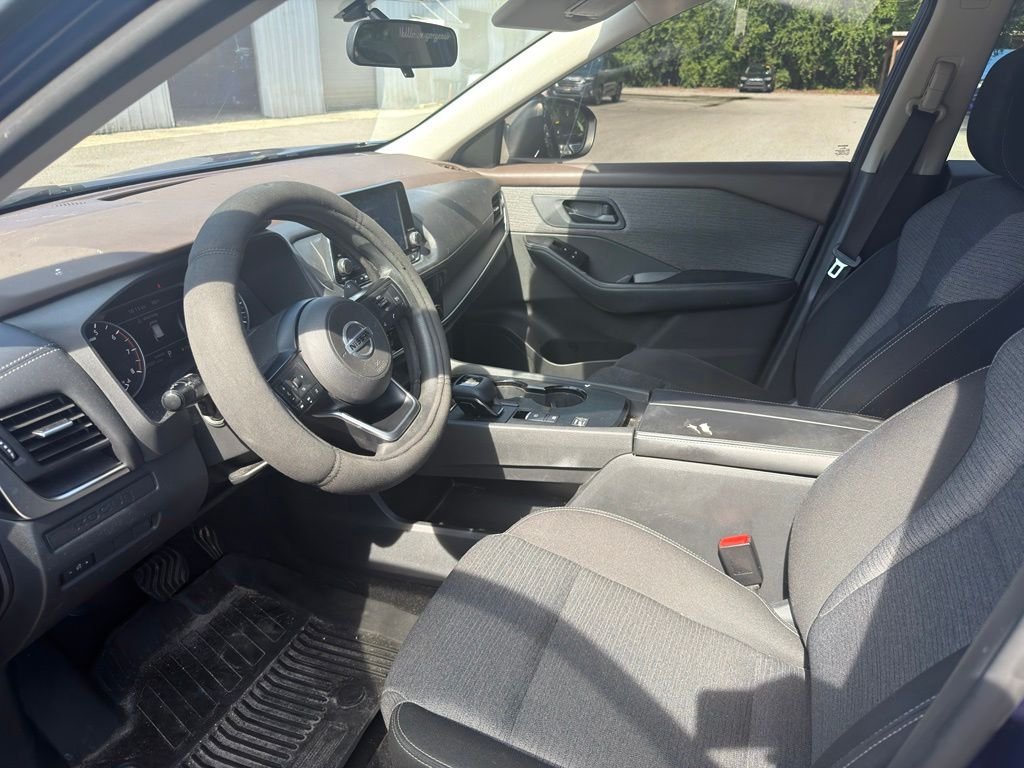 Used 2021 Blue Nissan S image 1