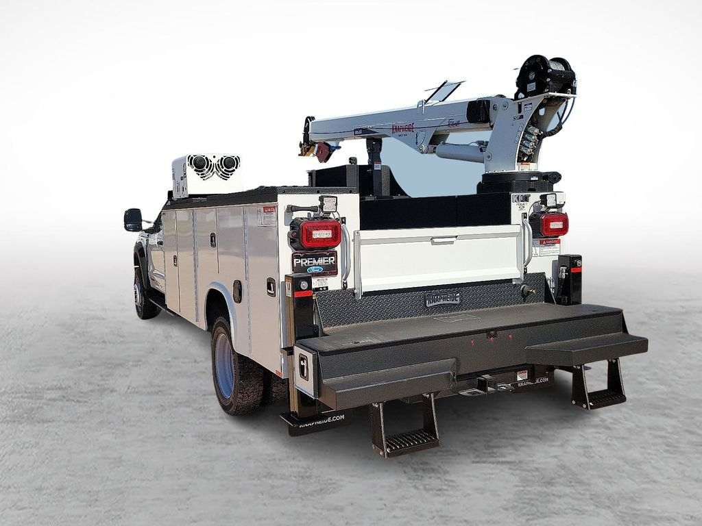 2025 Ford F-550 Super Duty Chassis Cab XL - Photo 8