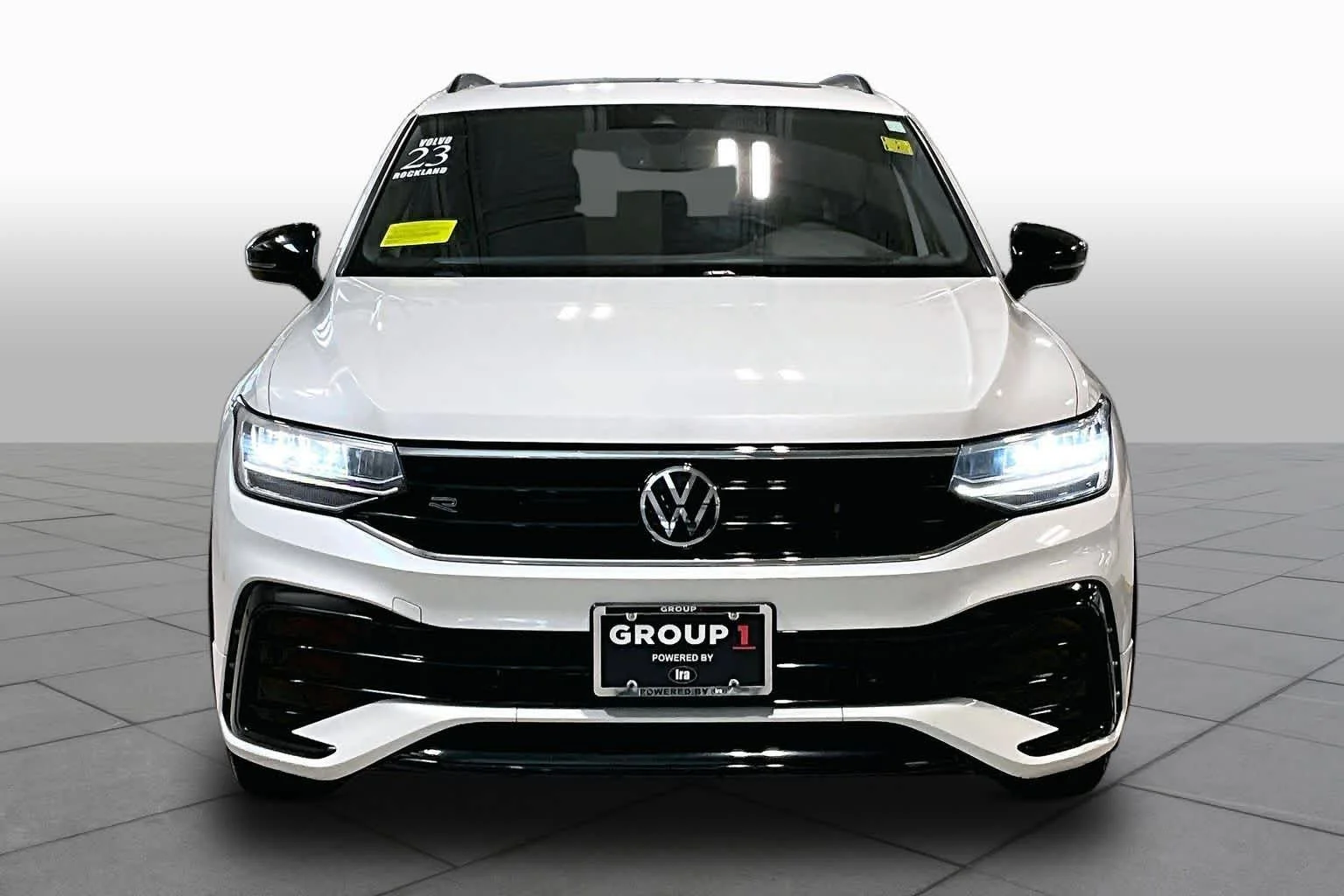 Used 2023 Opal White Pearl Volkswagen SE R-Line Black image 4