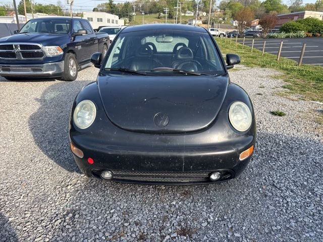 Used 2000 Volkswagen New Beetle GLX with VIN 3VWDD21CXYM478880 for sale in Lenoir City, TN