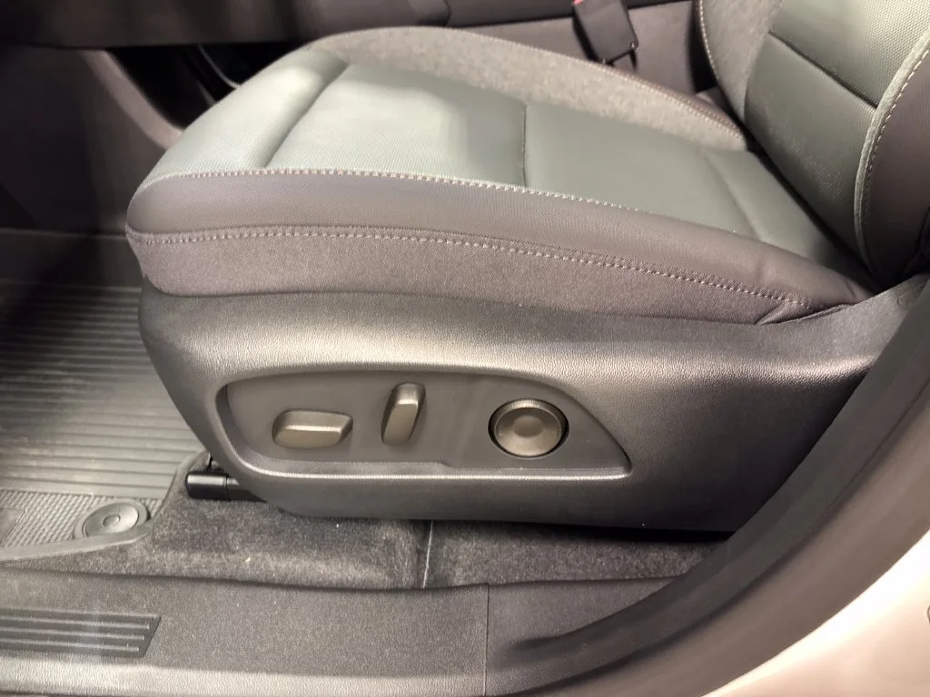 2026 GMC Terrain AT4 - Photo 23