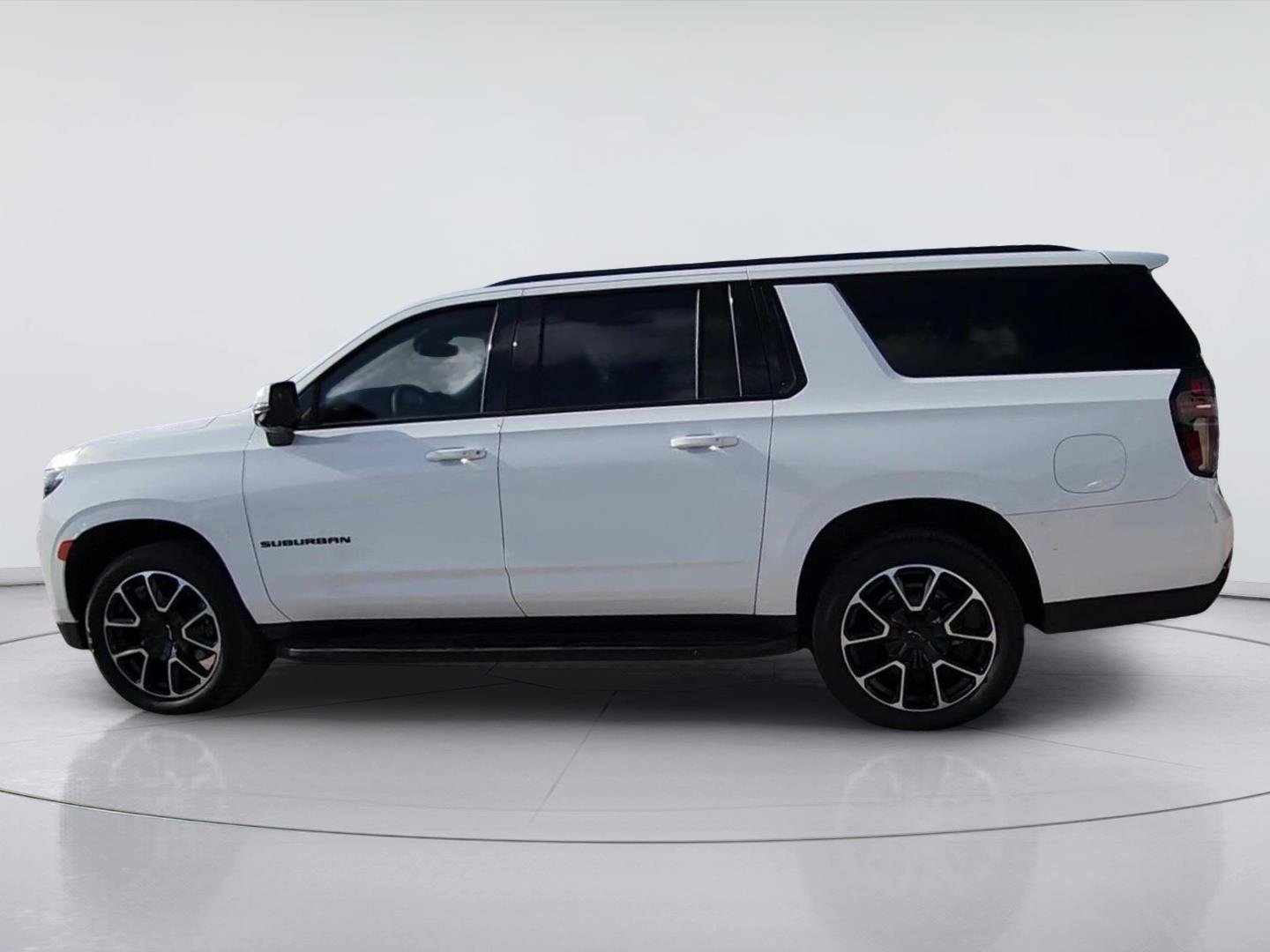 2024 Chevrolet Suburban RST - 5