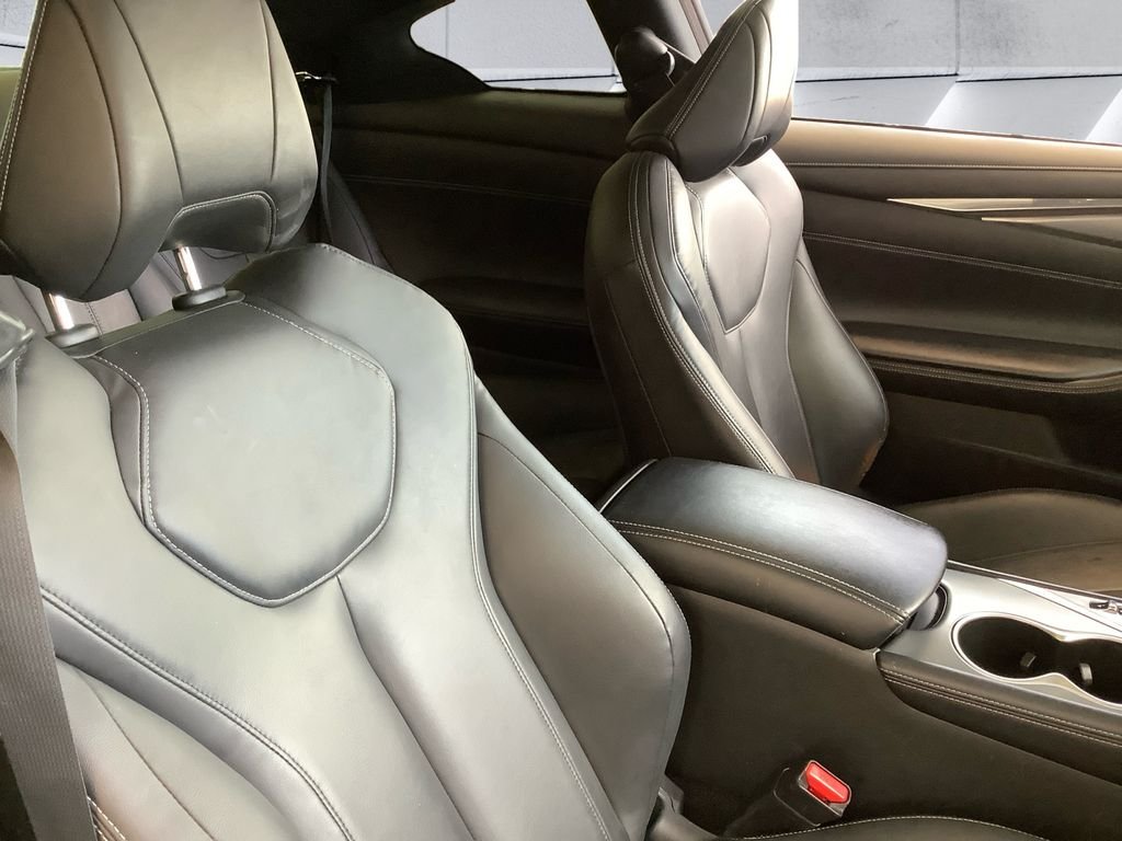 Used 2019 White INFINITI 3.0t LUXE image 14