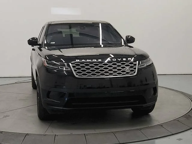 Used 2020 Black Land Rover S image 3