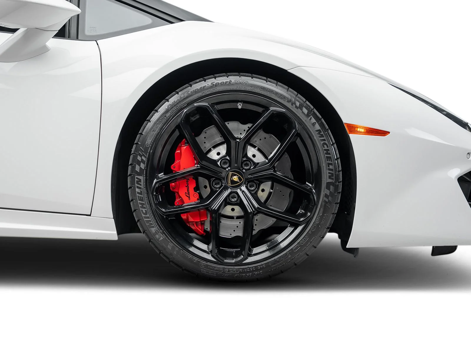 Used 2017 White Lamborghini  image 26