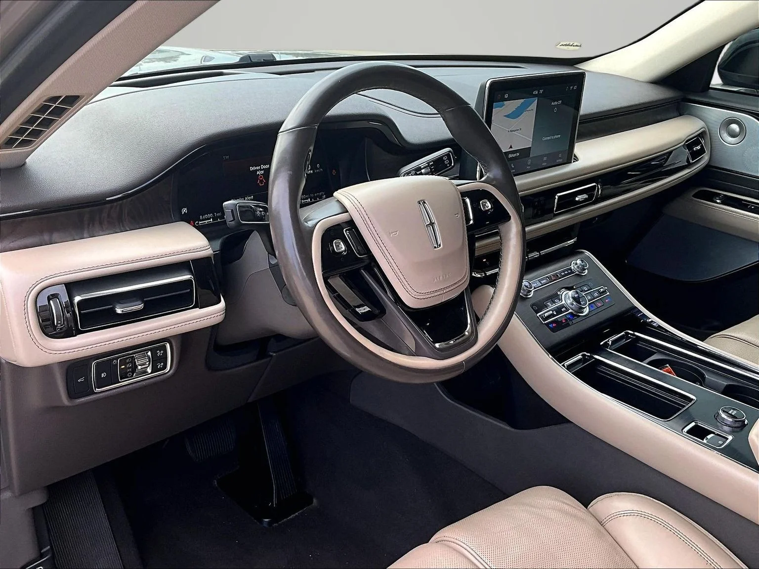 Used 2020 Beige Lincoln Reserve image 13