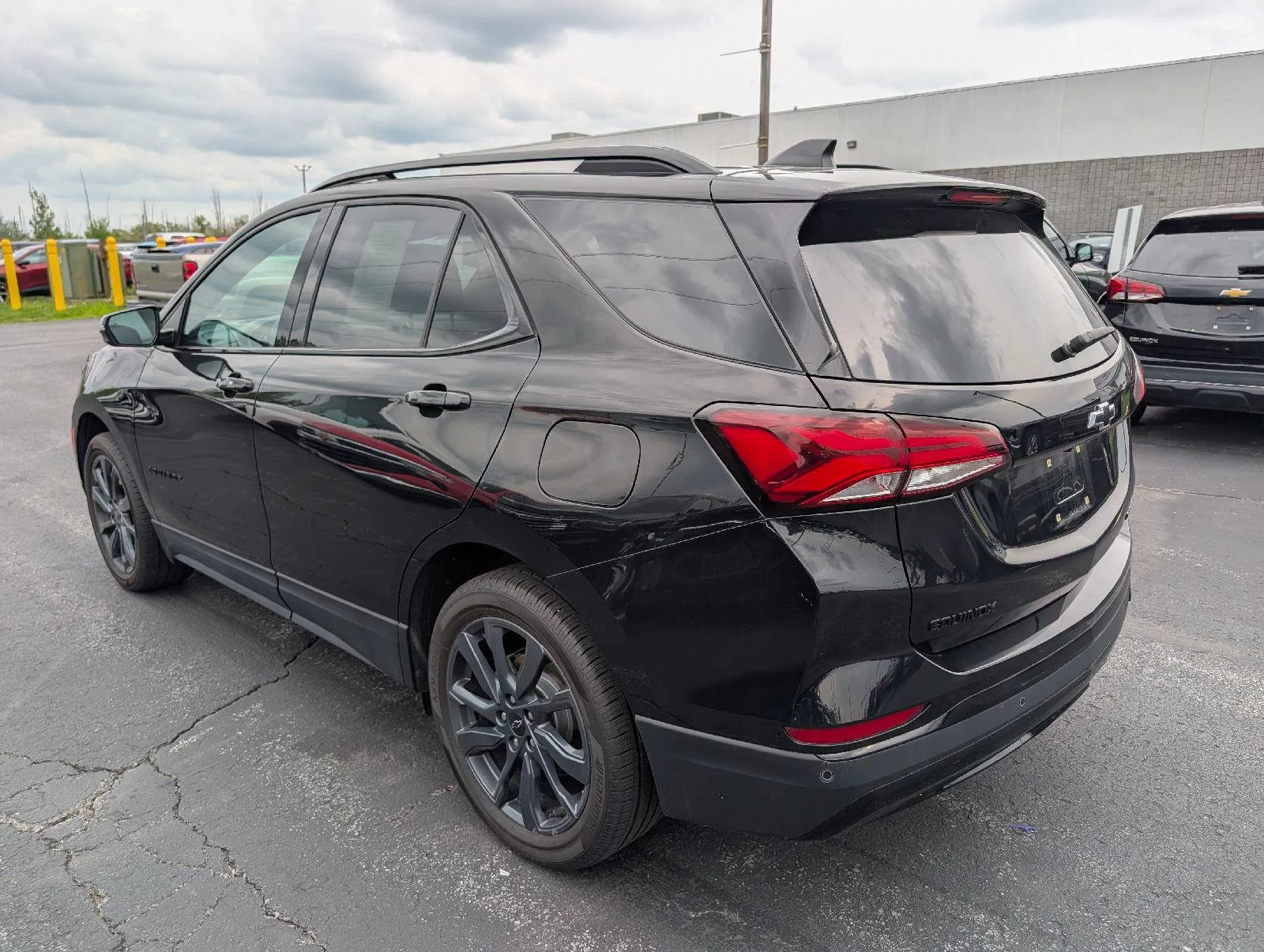 Used 2024 Mosaic Black Metallic Chevrolet RS image 5