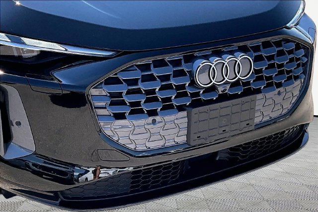 Used 2025 Black Audi 2.0T Premium image 30