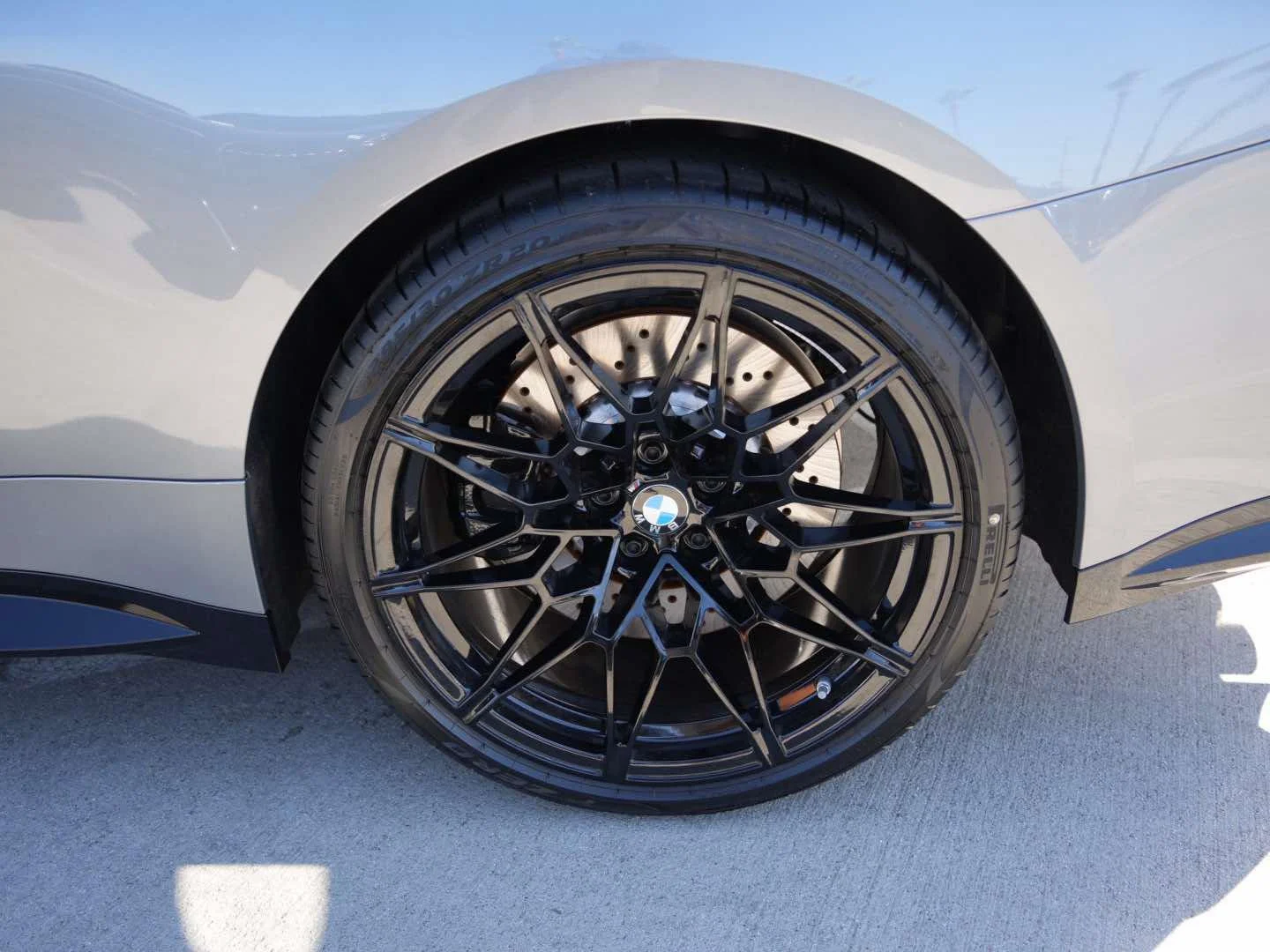New 2027 Skyscraper Grey Metallic BMW  image 6