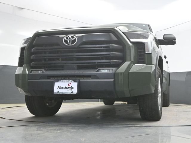 Used 2022 Green Toyota SR5 image 31