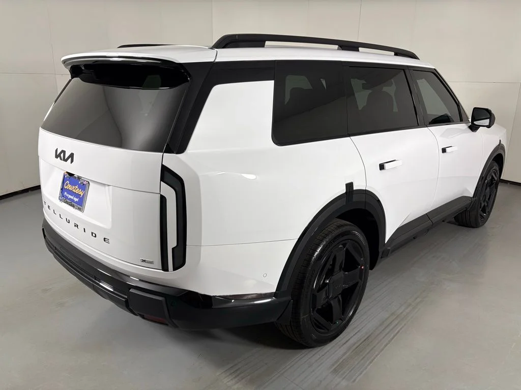 New 2027 Glacial White Pearl Kia X-Line SX Prestige image 9
