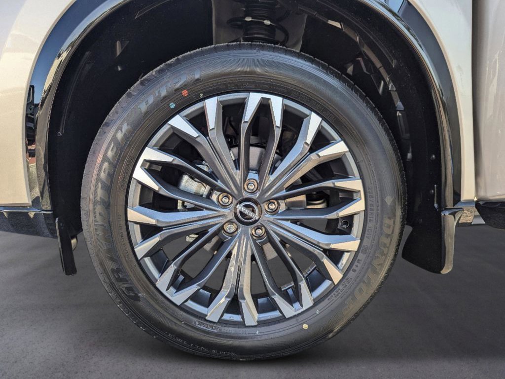 New 2026 Champagne Silver Metallic Nissan Platinum image 9