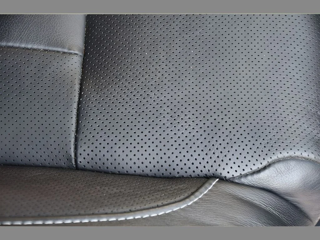 Used 2020 Magnetite Gray Metallic Subaru Limited image 33
