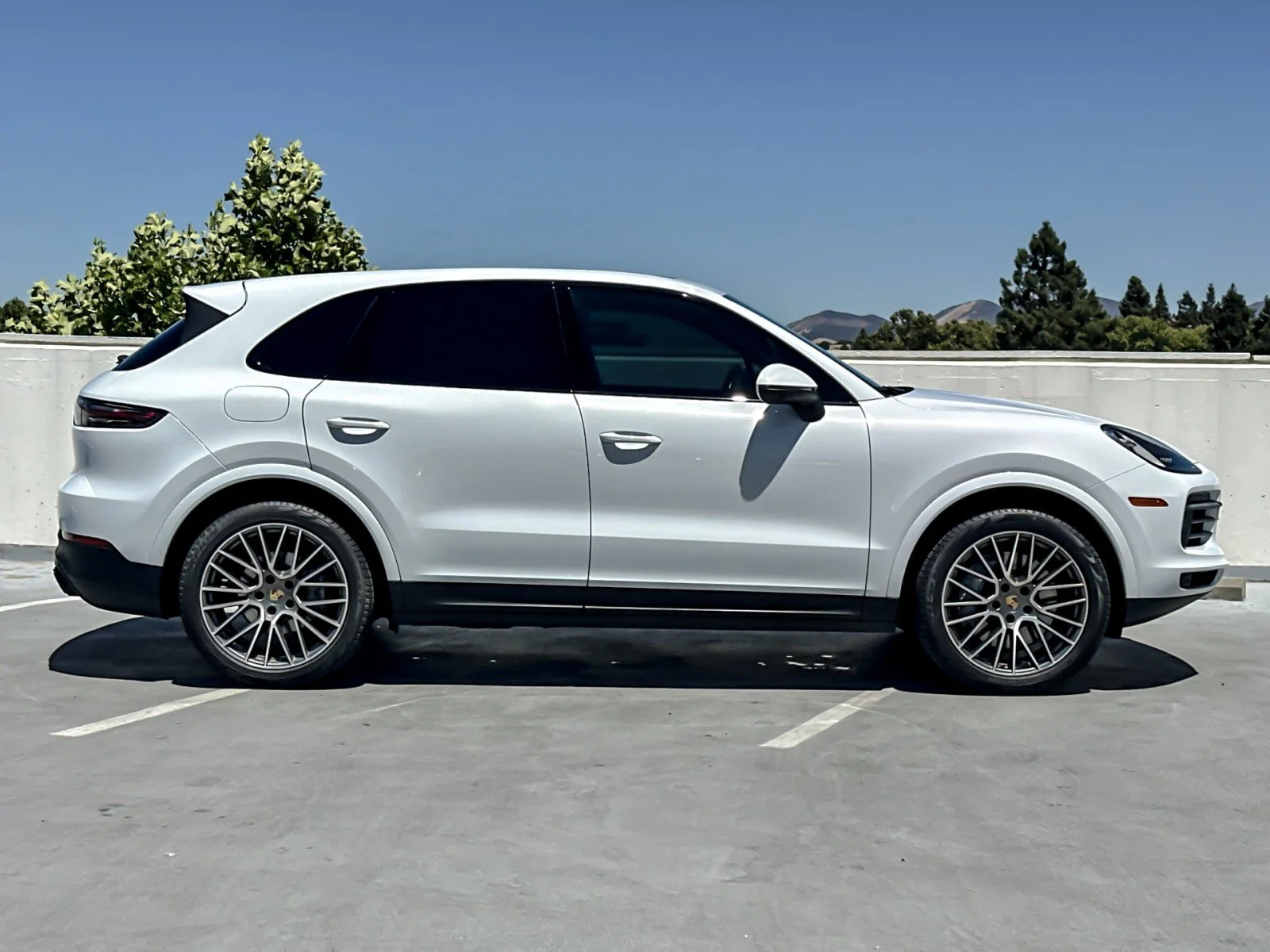Used 2023 Carrara White Metallic Porsche Platinum Edition image 9