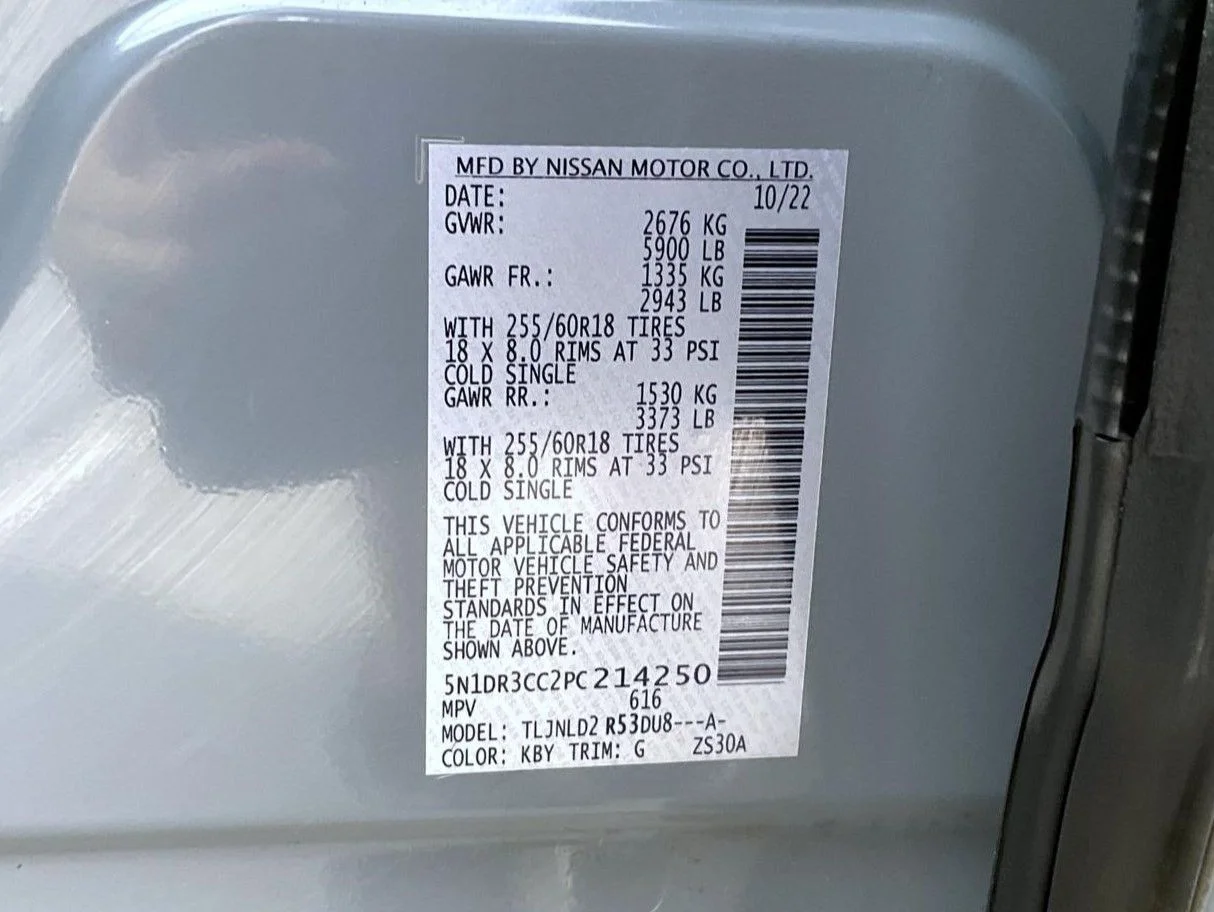 Used 2023 Gray Nissan SL image 28