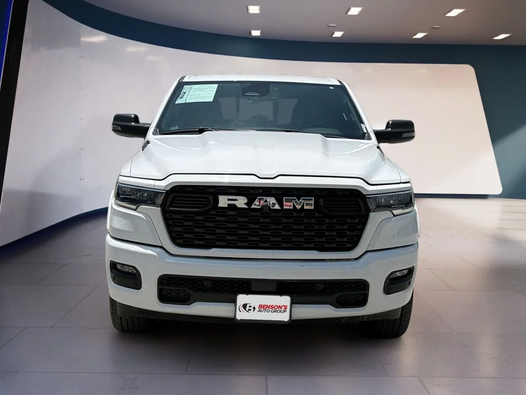 Used 2025 White Ram Big Horn/Lone Star image 8