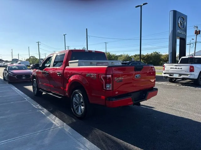 Used 2017 Red Ford XL image 5