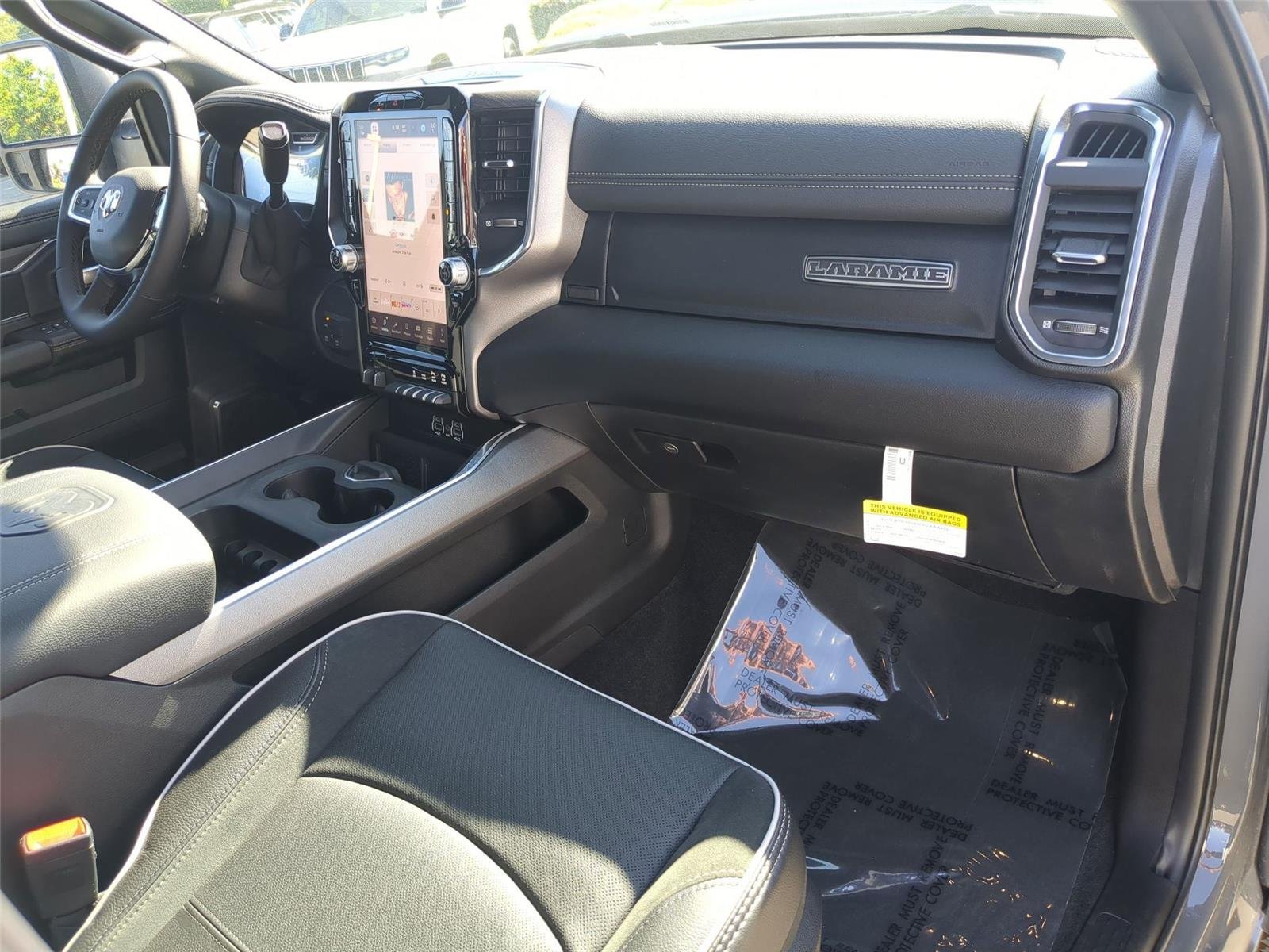 New 2026 Ceramic Gray Clear-Coat Exterior Paint RAM Laramie image 31