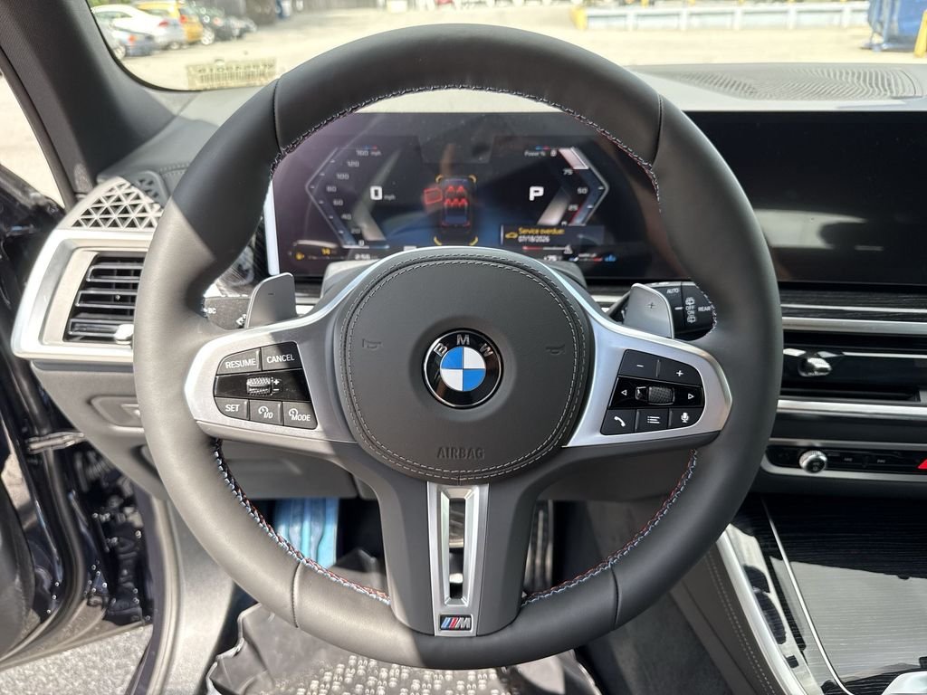 New 2026 Black BMW M60i image 14