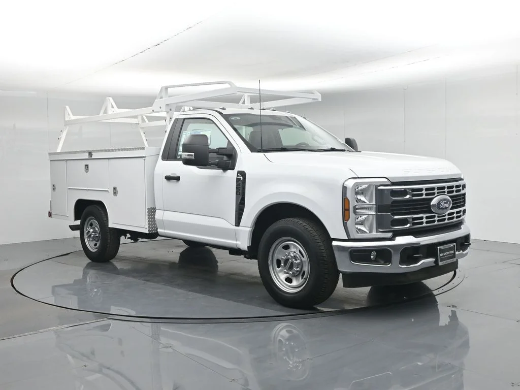 2025 Ford F-350 XL Regular Cab 145-In SRW's photo