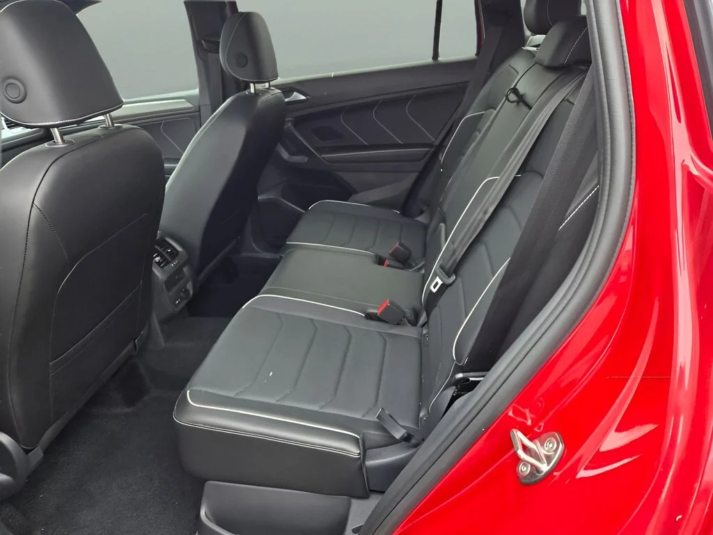 2024 Volkswagen Tiguan SEL R-LINE - Photo 15