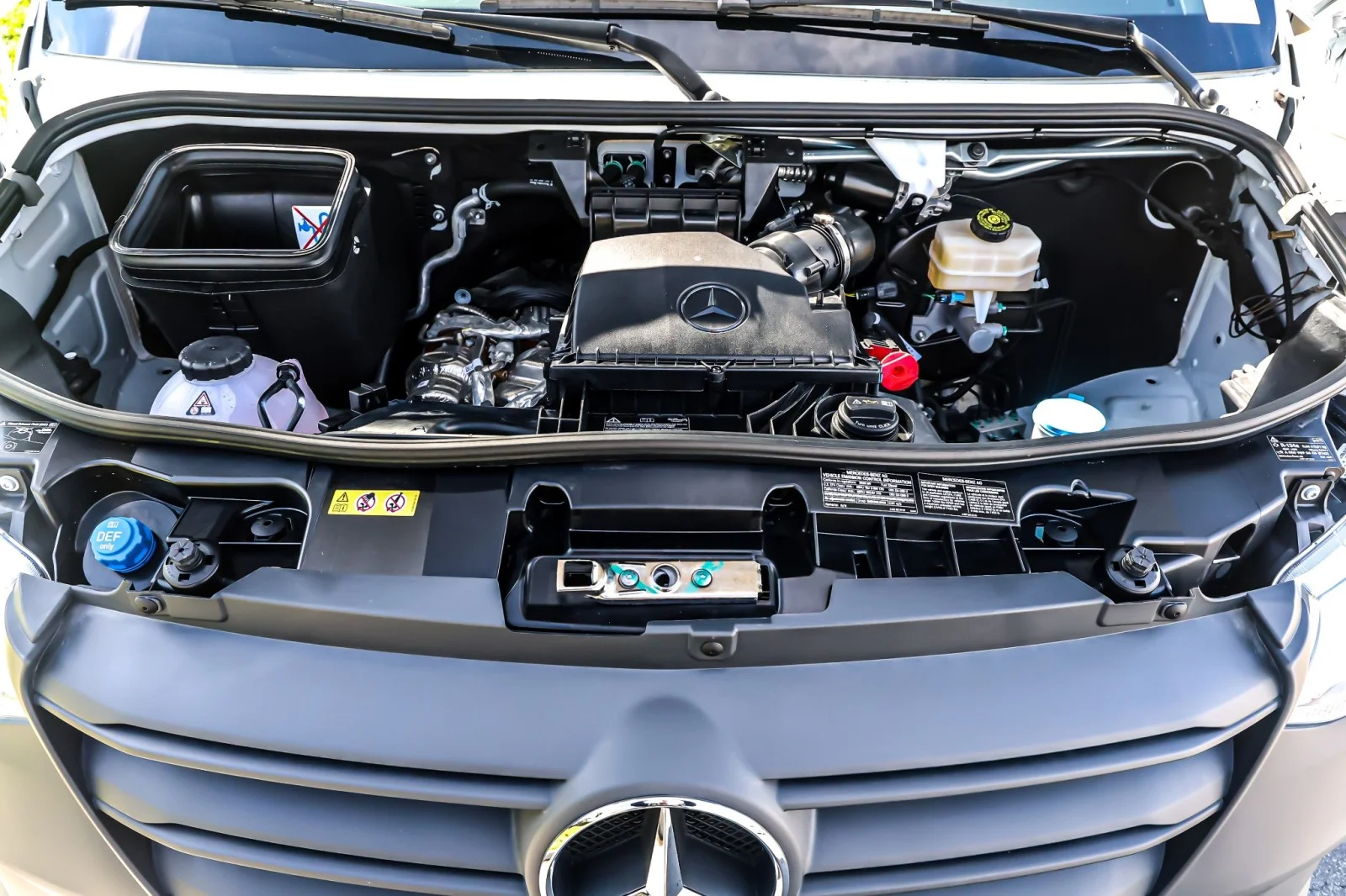 2025 Mercedes-Benz Sprinter Cargo Van Base - Photo 9