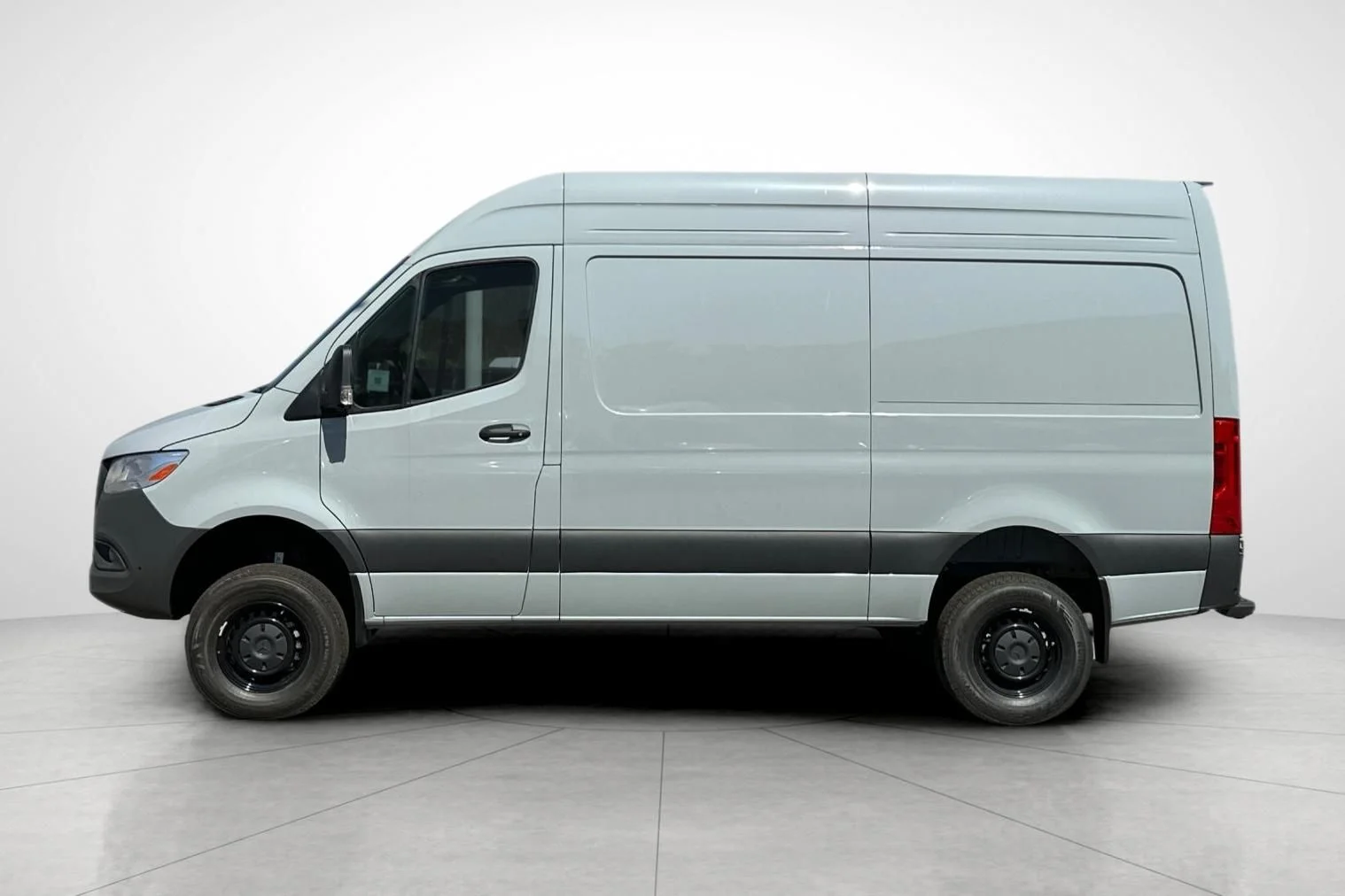 New 2026 Gray Mercedes-Benz Cargo 144 WB image 27