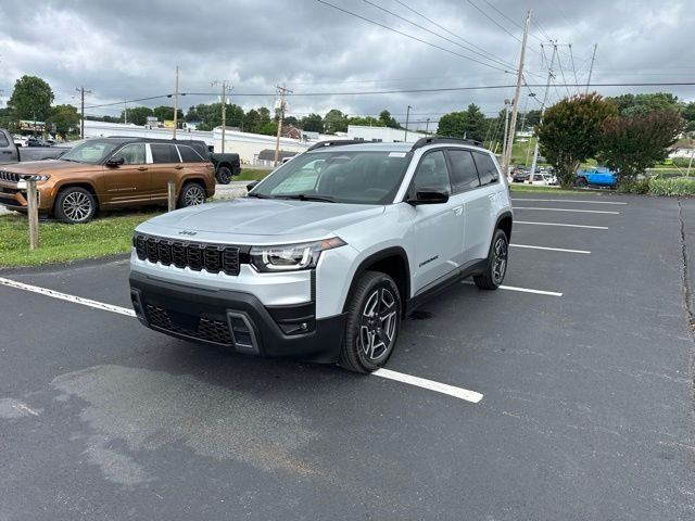 New 2026 Silver Zynith Clear-Coat Exterior Paint Jeep Limited image 3