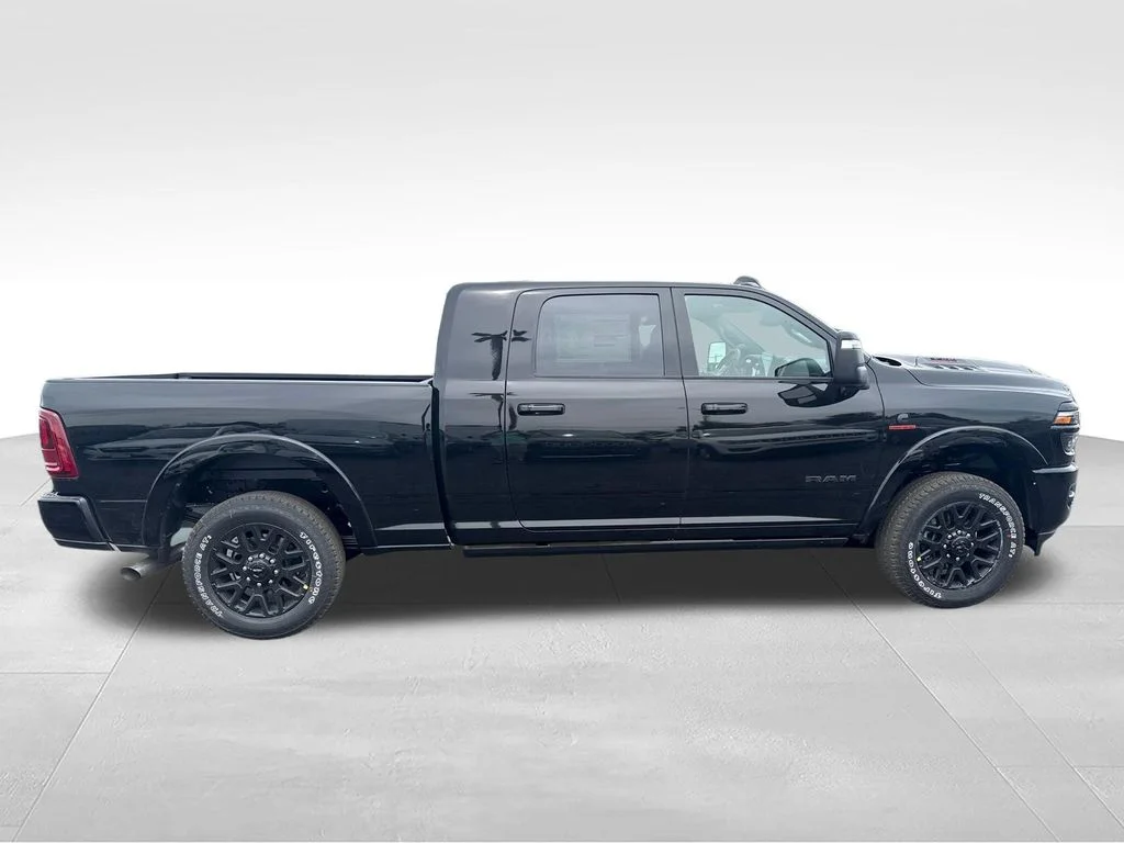 New 2026 Diamond Black Crystal Pearl-Coat Exterior Paint RAM Limited image 2