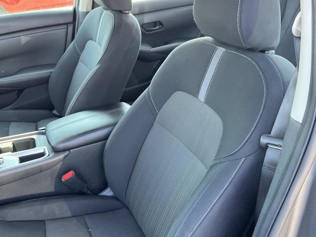Used 2024 Gray Nissan SV image 27