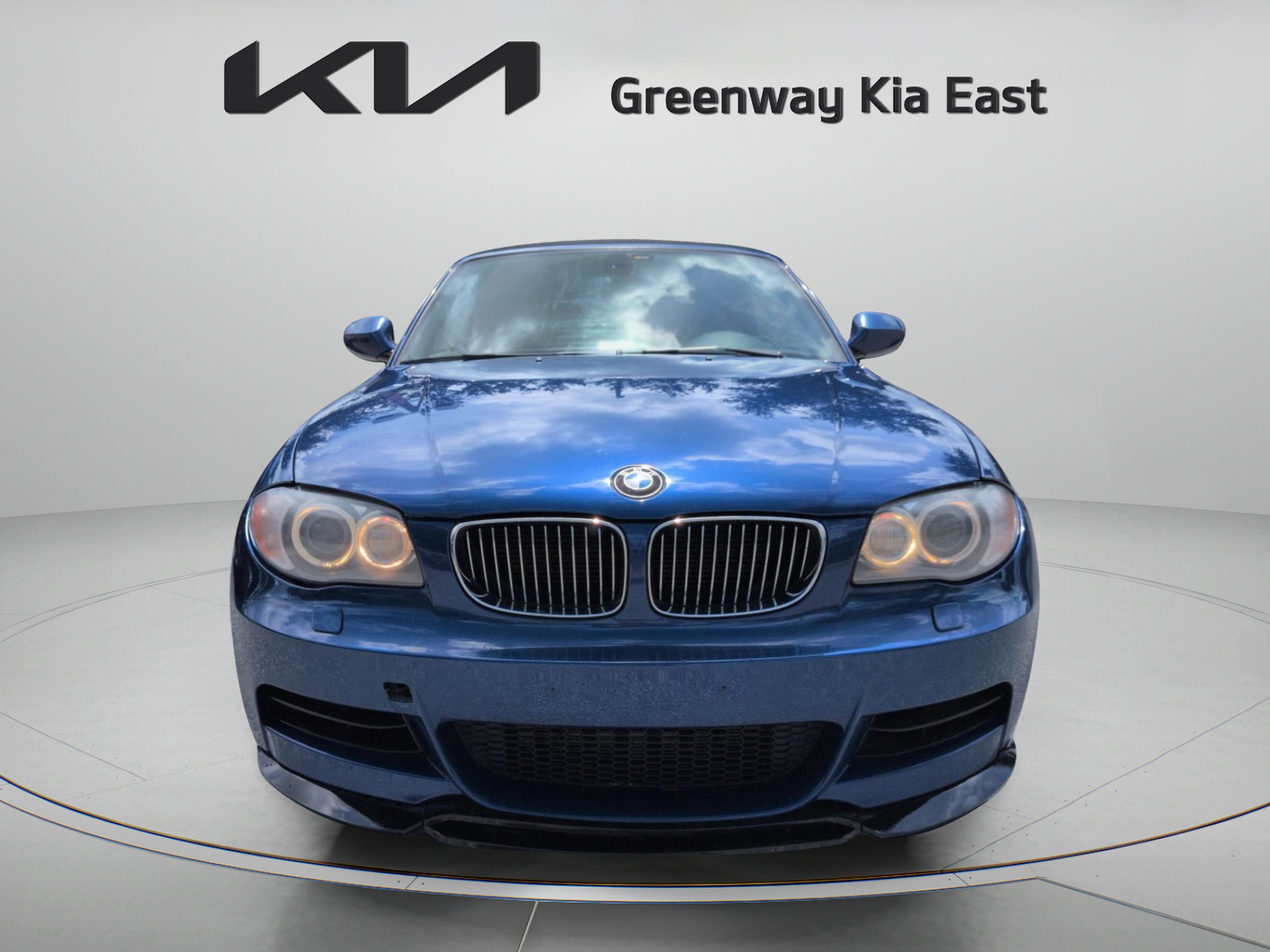 Used 2011 Le Mans Blue Metallic BMW 135i image 11