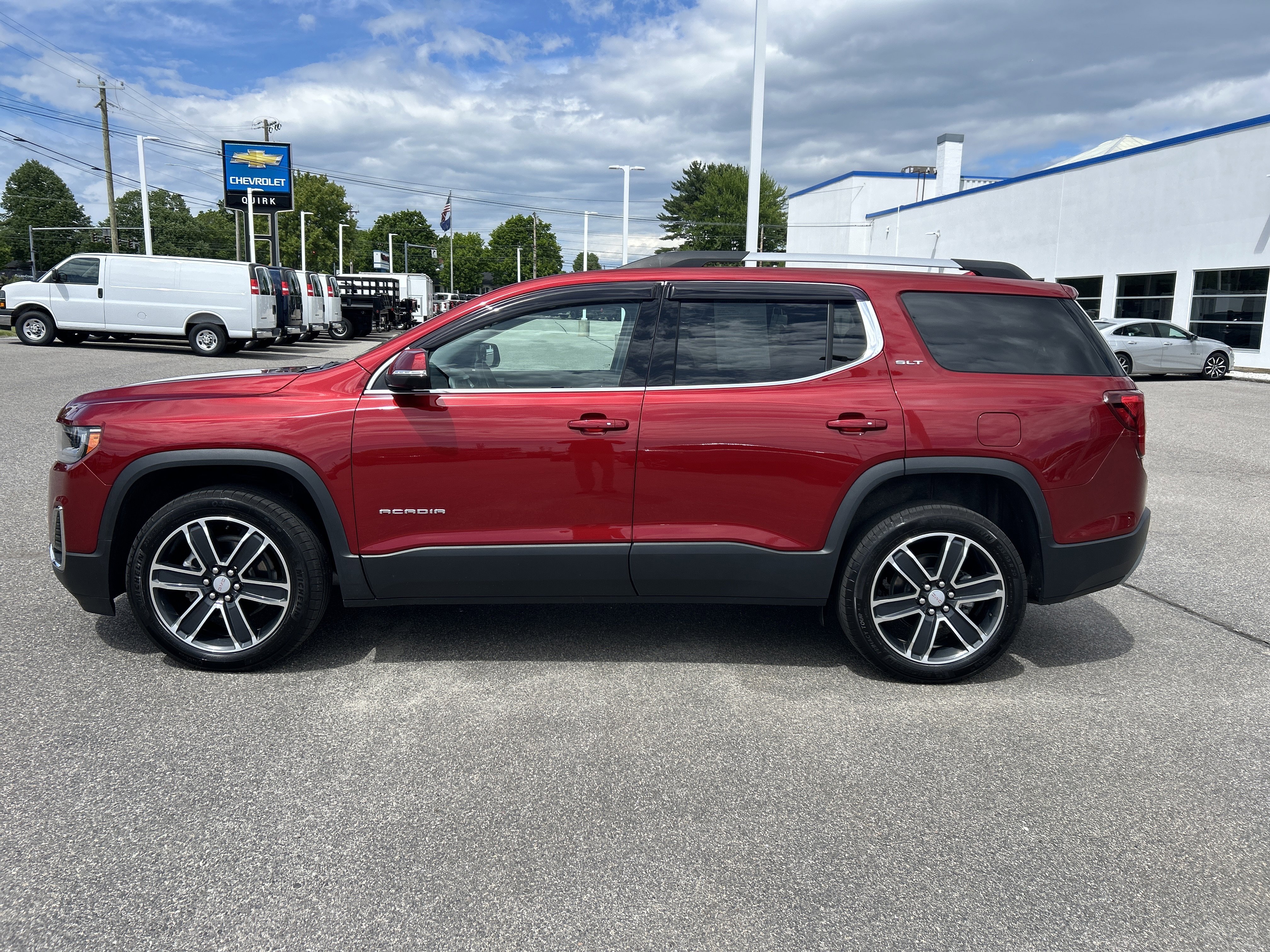 Used 2023 Volcanic Red Tintcoat GMC SLT image 9