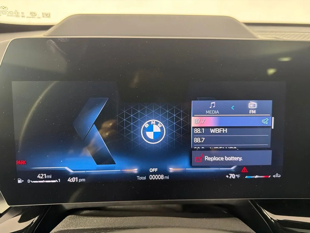 New 2026 Space Silver Metallic BMW xDrive28i image 24