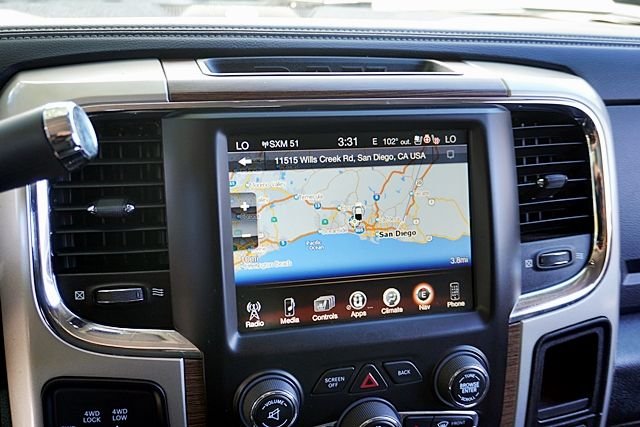 Used 2017 Silver Ram Laramie image 39