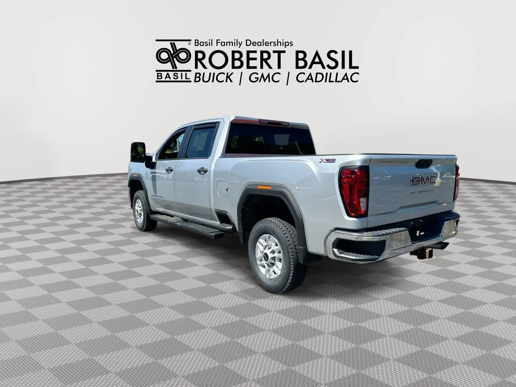 Used 2021 Silver GMC Base image 6