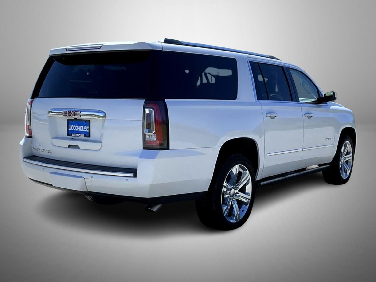 Used 2019 White GMC Denali image 5