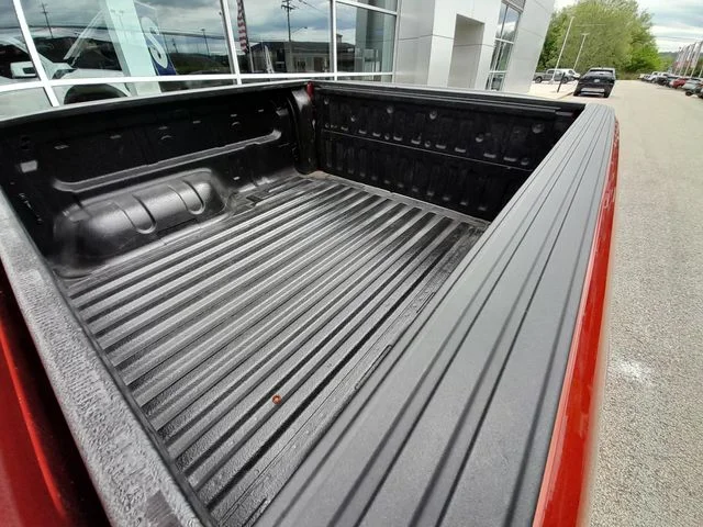Used 2023 Red Ford XLT image 44