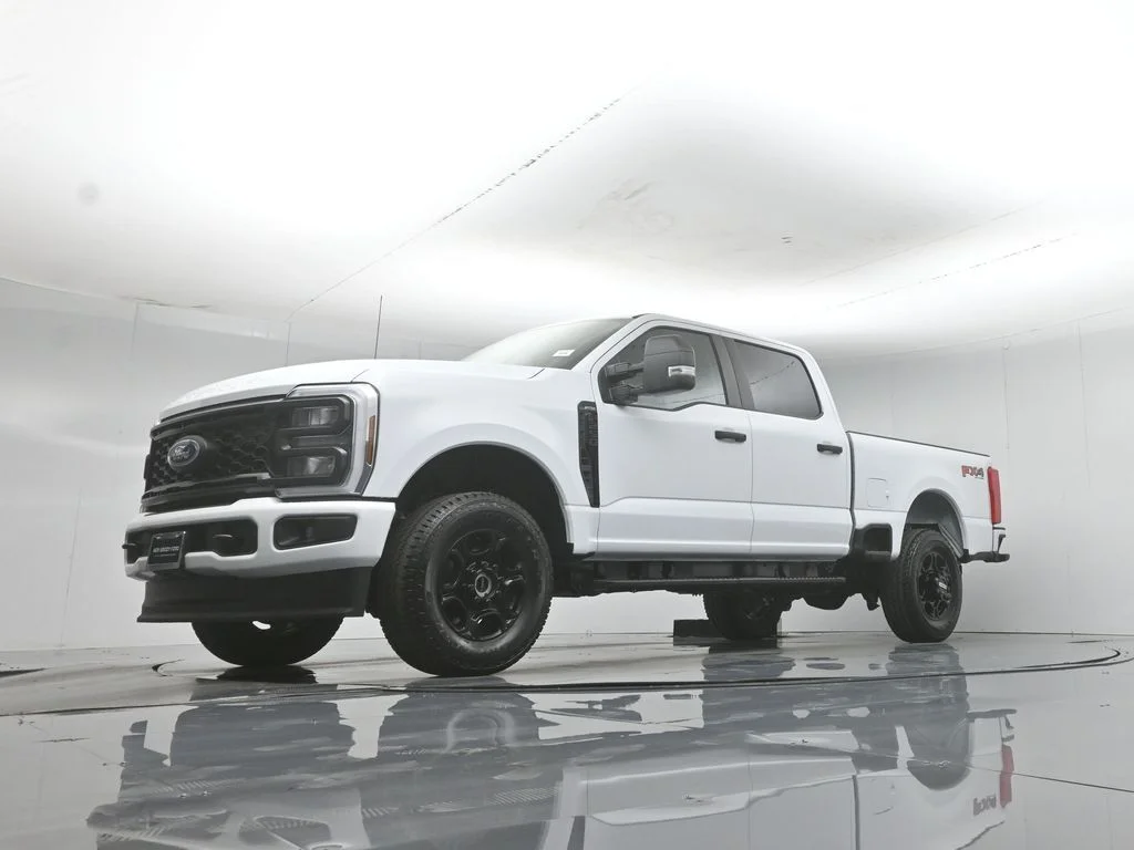 New 2026 Oxford White Ford XL image 41