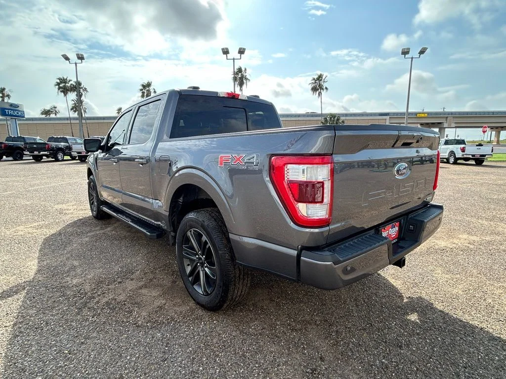Used 2022 Gray Ford Lariat image 4