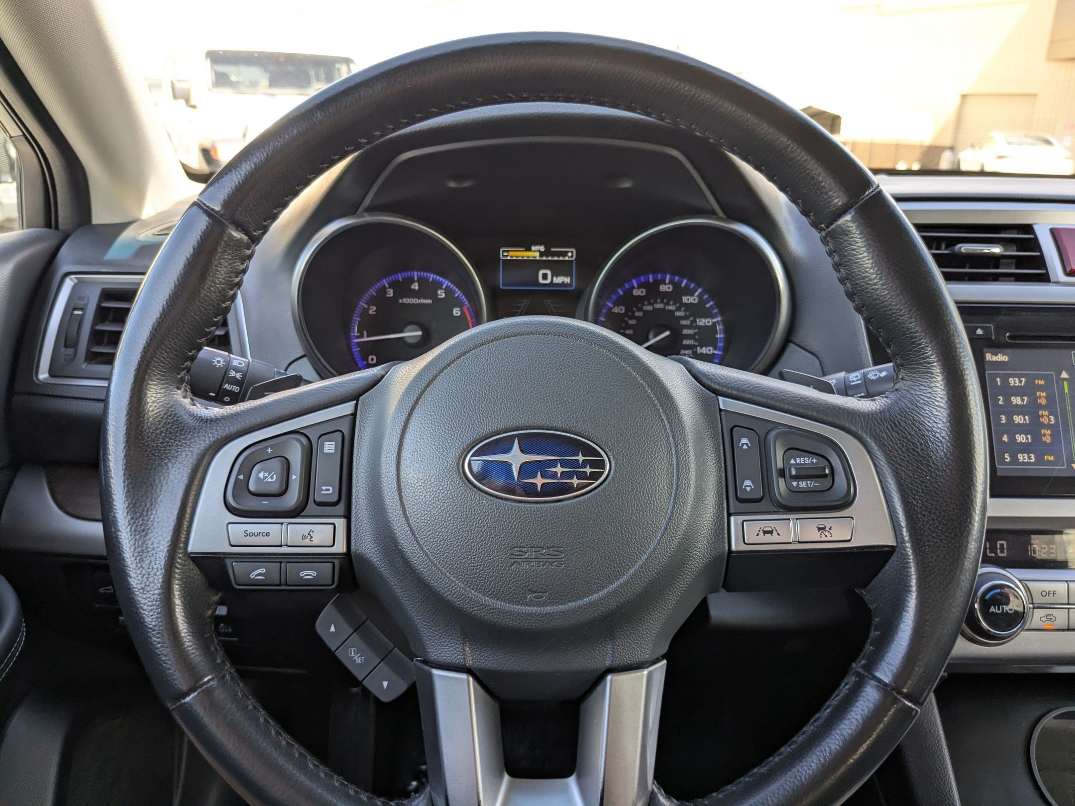 Used 2017 Carbide Gray Metallic Subaru Limited image 18