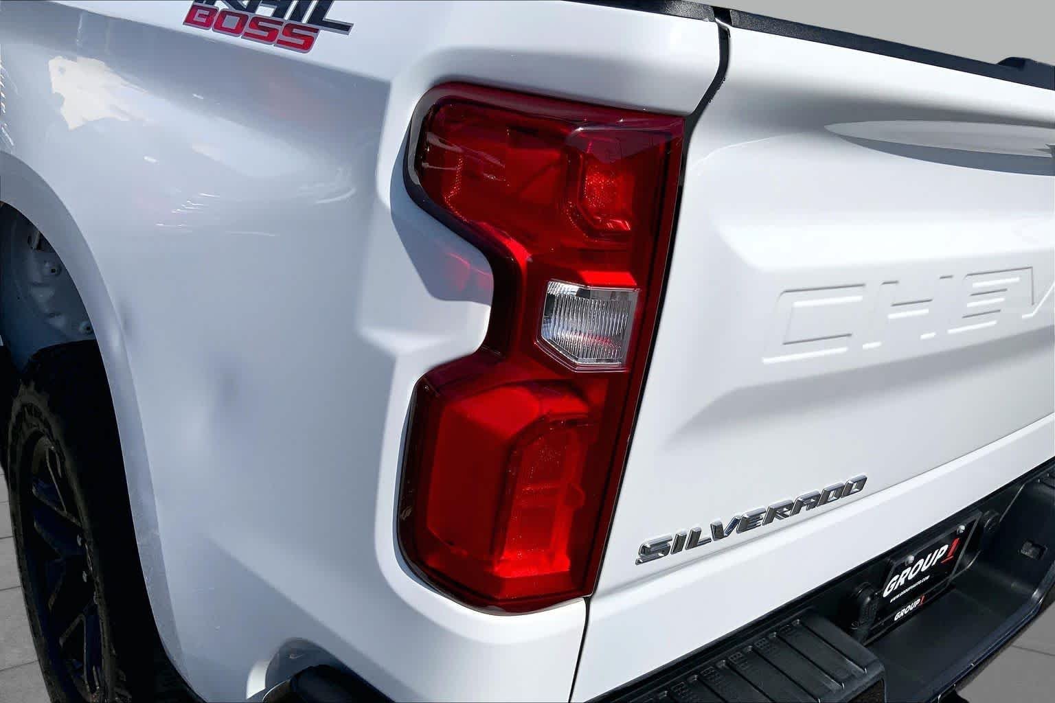 Certified Used 2020 SUMMIT WHITE Chevrolet LT Trail Boss image 29